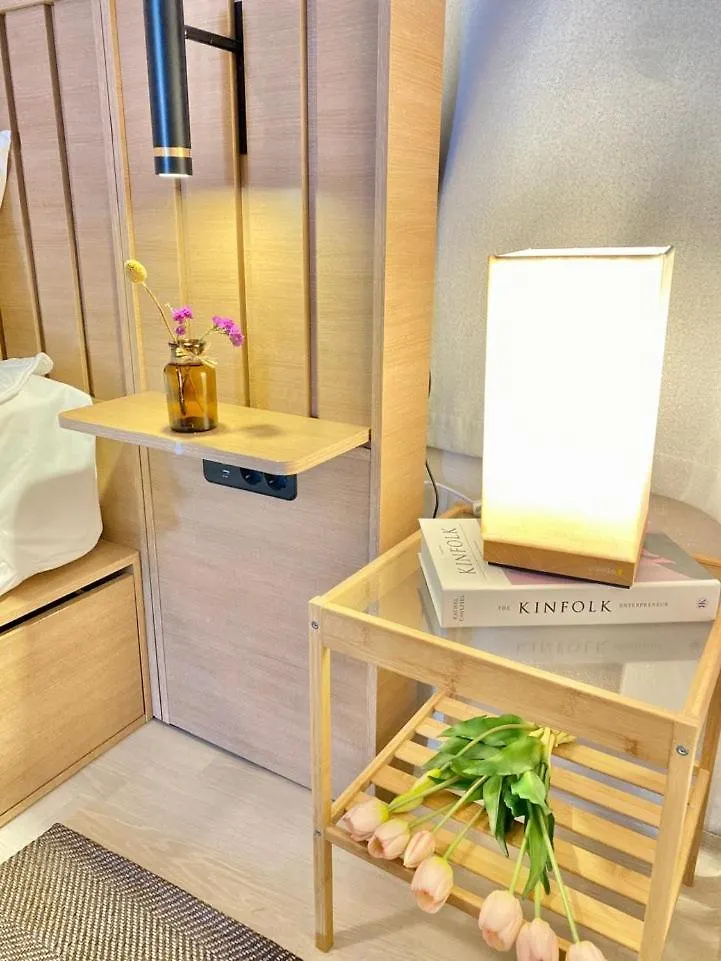 Apartment # 3Room # 4Bed # Gwangalli # Maximum 8 # Netflix # 120 Inch Beam Busan