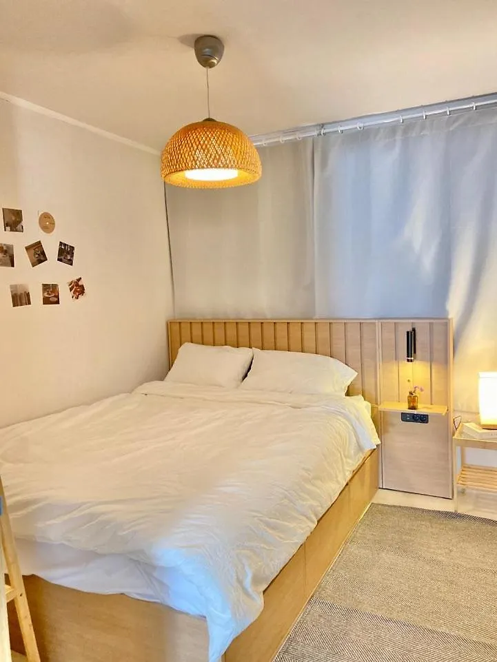 # 3Room # 4Bed # Gwangalli # Maximum 8 # Netflix # 120 Inch Beam Busan Apartment